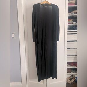 Aritzia “Babaton” Maxi Black sweater, size small